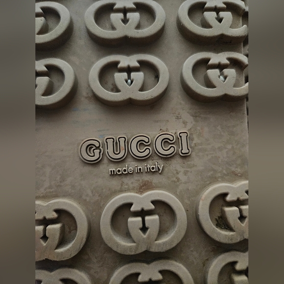 Gucci Women’s Slide Sandal - READ size 36 Repaired Authentic - Picture 11 of 11